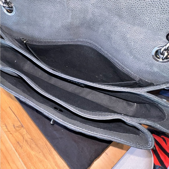 SOLD 13S Chanel Lady Pearly Quilted Flap Black Iridescent
Caviar RHW - Picture 12 of 16